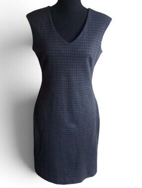 Anne Taylor Black and Gray  Sleeveless Sheath Houndstooth Print Dress Medium